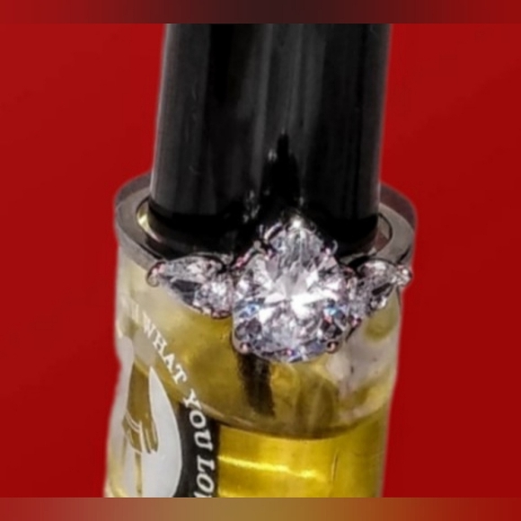 Pear-shaped  White Sapphire Fashion Ring - Picture 2 of 13